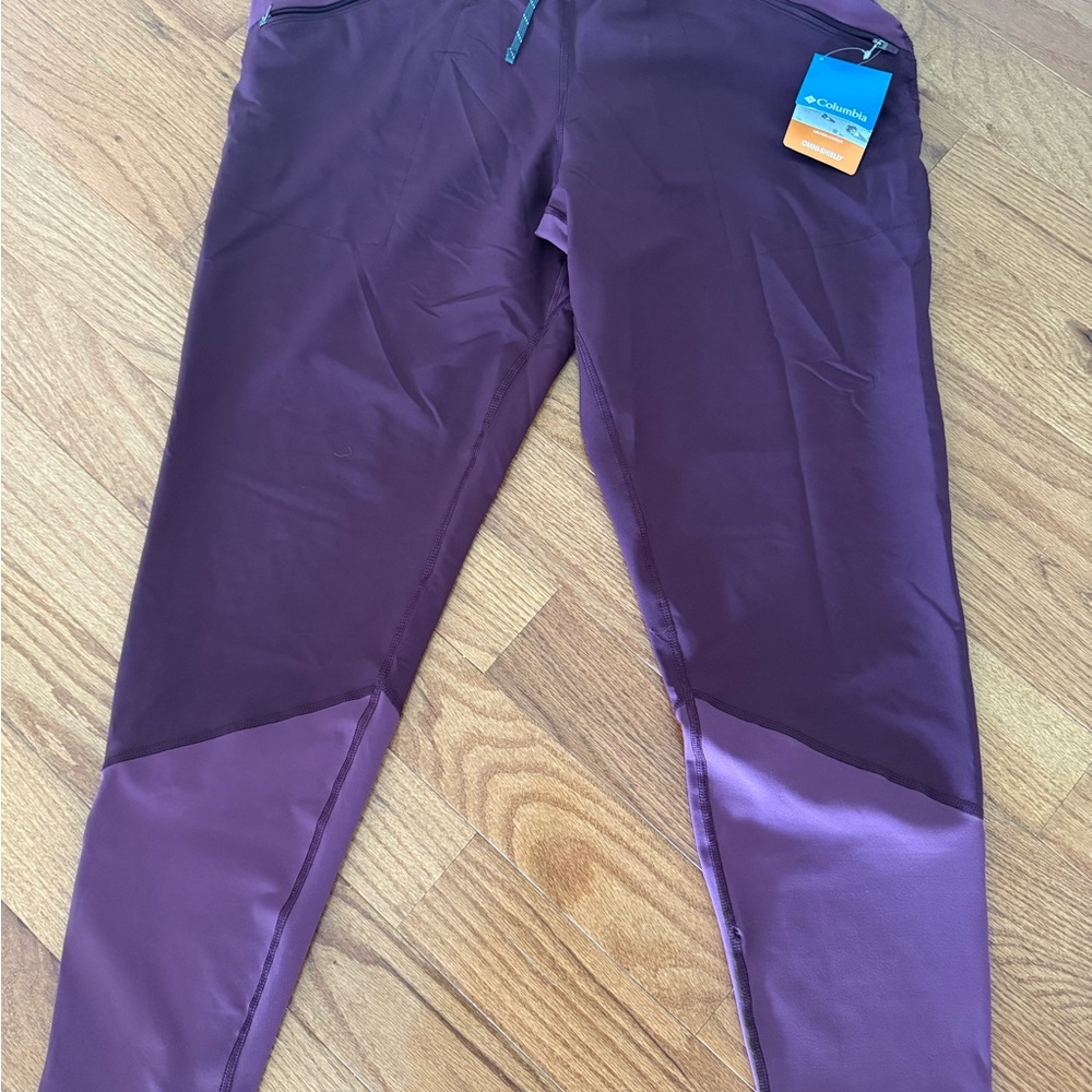 Columbia Women’s Maroon Joggers - large